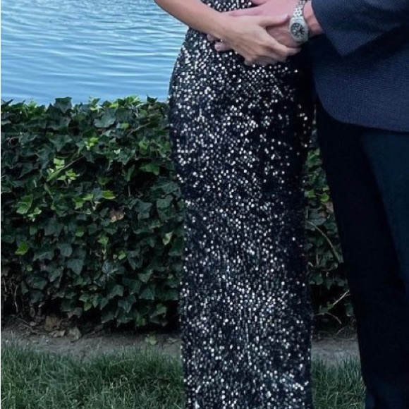 Ieena Duggal - Fitted Bodice Open Back Full Sequin Gown - Picture 3 of 4